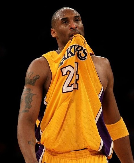 朱利亚诺谈单场最佳：这是我第一个奖杯，被认可让我特别高兴（朱利亚诺谈当选全场最佳：首座奖杯到手，获认可令我格外开心）