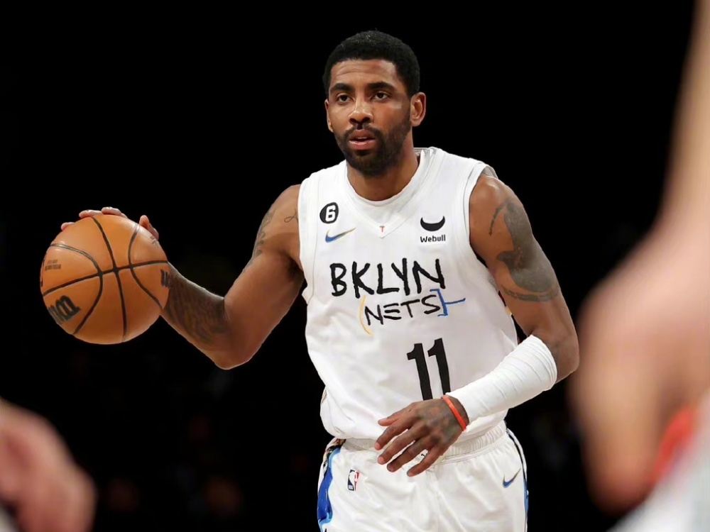 【CBA俱乐部杯】广东队晋级八强，杜锋：“我们磨合得越来越好”（CBA俱乐部杯：广东闯入八强，杜锋称球队默契渐入佳境）