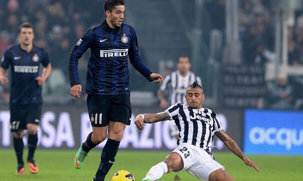 足球报：浙江队花4亿是谣言；韦世豪、李磊先后来做康复（足球报辟谣：浙江队4亿投入不属实，韦世豪、李磊先后进行康复）