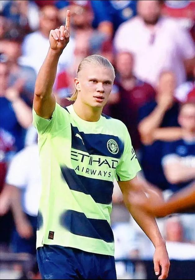 球队逼抢节奏像风暴一样（球队逼抢如狂风骤雨）