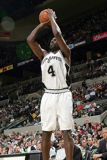 罗体：米兰冬窗寻找吉鲁式中锋，目前正评估菲尔克鲁格（罗体：米兰冬季寻觅吉鲁型中锋，菲尔克鲁格在评估中）